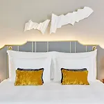 Mandarin Oriental,