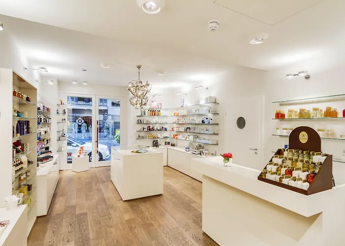 Mandarin Oriental, Hotel