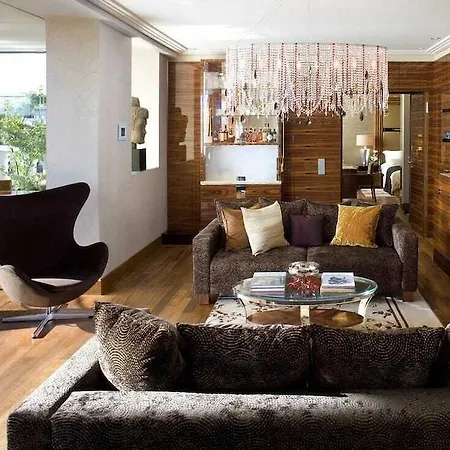 Mandarin Oriental, Szálloda 5*