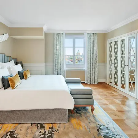 Hotel Mandarin Oriental, 5*