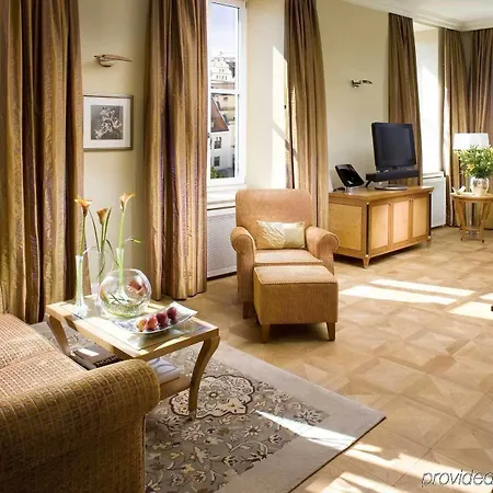Mandarin Oriental, Hotel 5*
