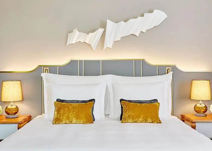 Mandarin Oriental,