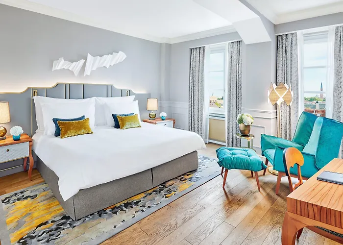 Mandarin Oriental, Hotel