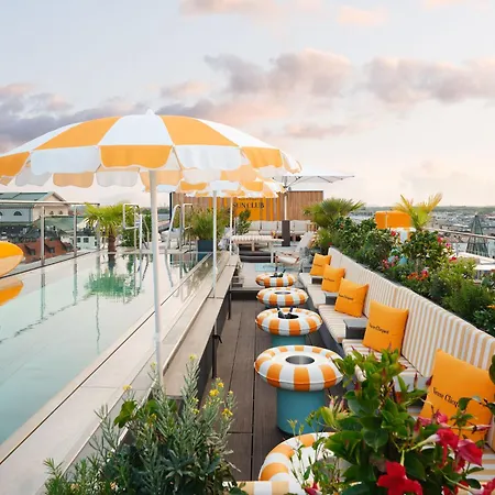 호텔 Mandarin Oriental, 5*