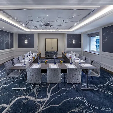 호텔 Mandarin Oriental, 5*