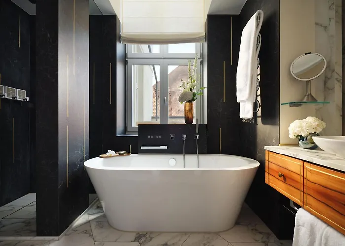 Mandarin Oriental,