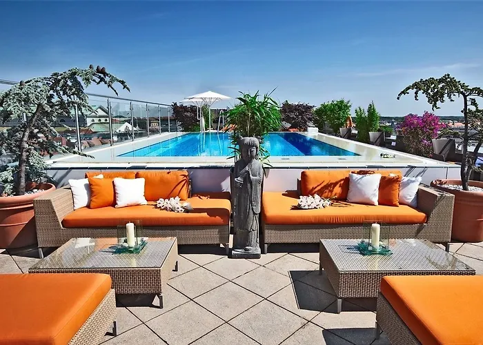 Mandarin Oriental, Szálloda 5*