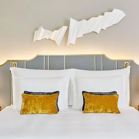 Mandarin Oriental,